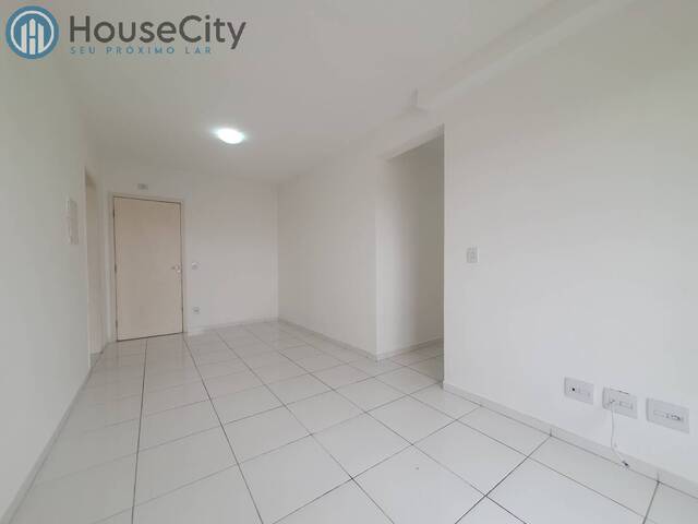 Locação em Vila das Belezas - São Paulo